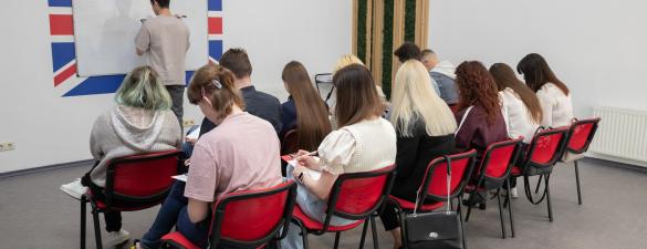 Англійська з носієм мови. Спеціальний розмовний курс за унікальною методикою ESL