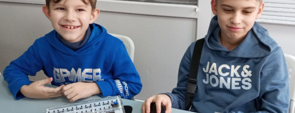 Технології та механізми: Intro Coding. Підготовчі IT курси для дітей 9-10 років