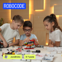 Технології та механізми: JunoBricks. Підготовчі IT курси для дітей 6-7 років